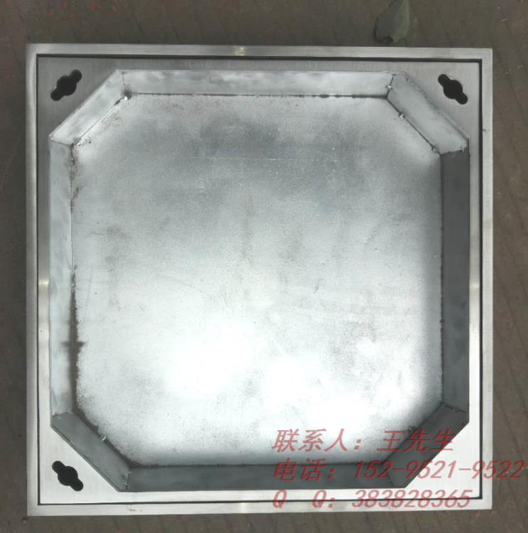 Plaque extérieure carrée en acier inoxydable + base couvercle de puits en fer