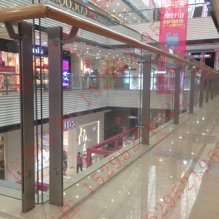 Changzhou Wanda Square projet choisi colonne de balustrade en verre en acier inoxydable